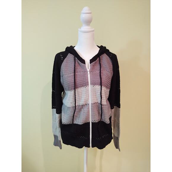 New Women's Small Gray White Black Sweater with Hood - Picture 1 of 3